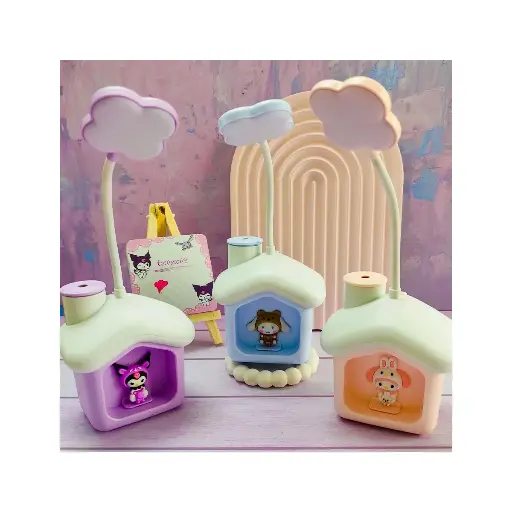 چراغ مطالعه و خواب دختر و کلبه